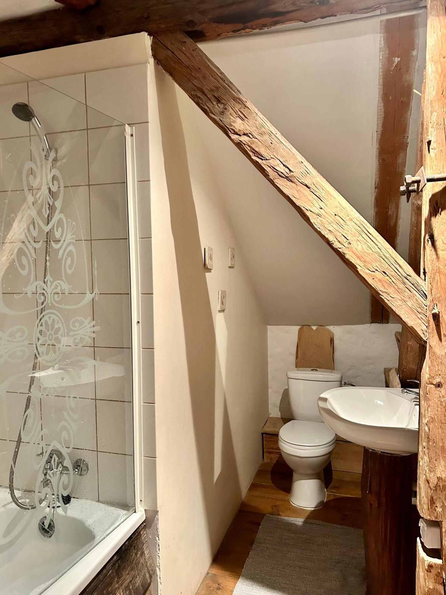 Placowka - Tu Zycie Plynie Wolniej Wydminy Exterior foto